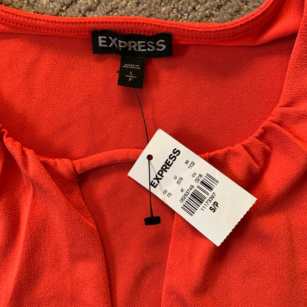 NWT Express Dressy Tank - Picture 3 of 3